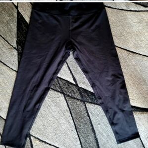 Calvin Klien Yoga Capris